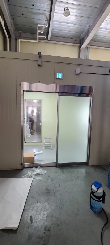 썬팅창고 이미지