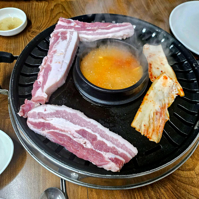 반가네생삼겹살 이미지