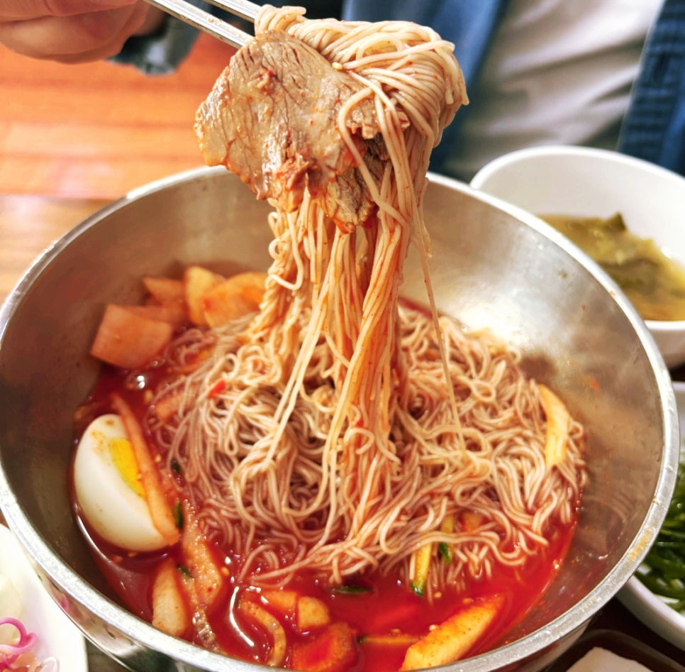 사계절냉면 이미지