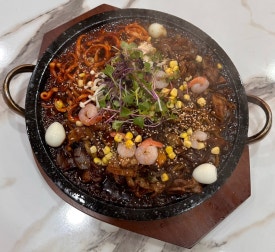 앞산돌쇠짜장 이미지