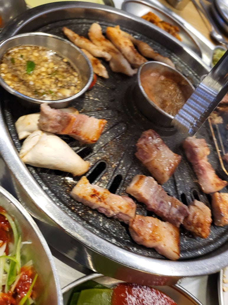 쟁반닭발 이미지