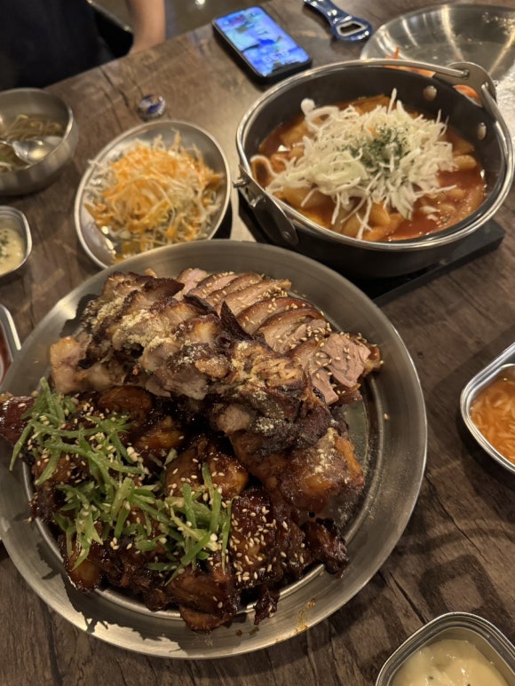 달밤족발 이미지