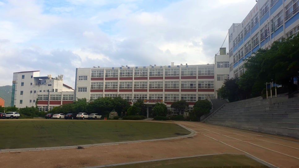 김해중앙여자고등학교 이미지