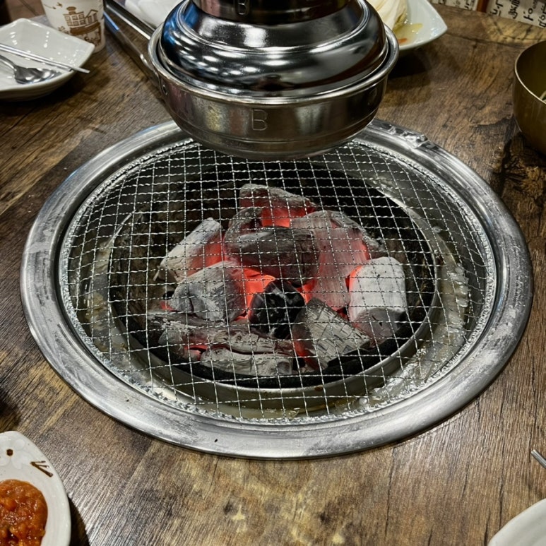 약돌참숯뒷고기 이미지