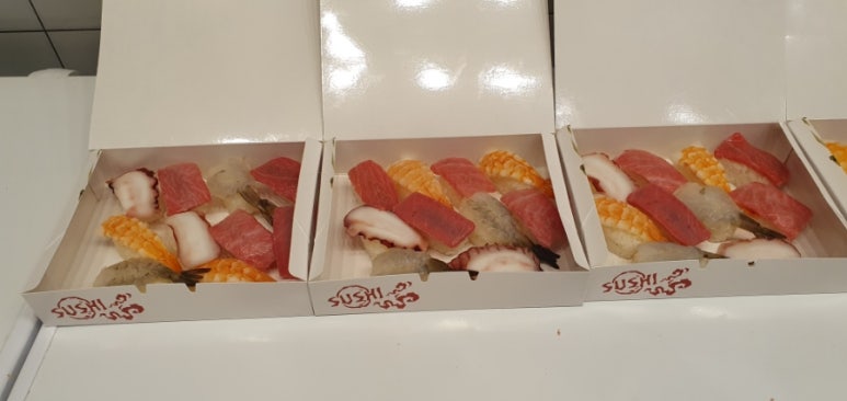참치직판장 이미지