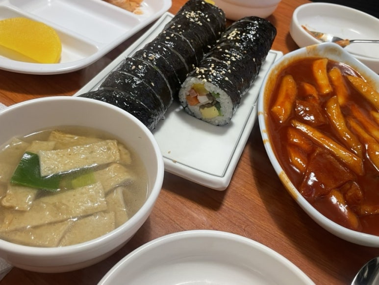 티키타카분식 이미지