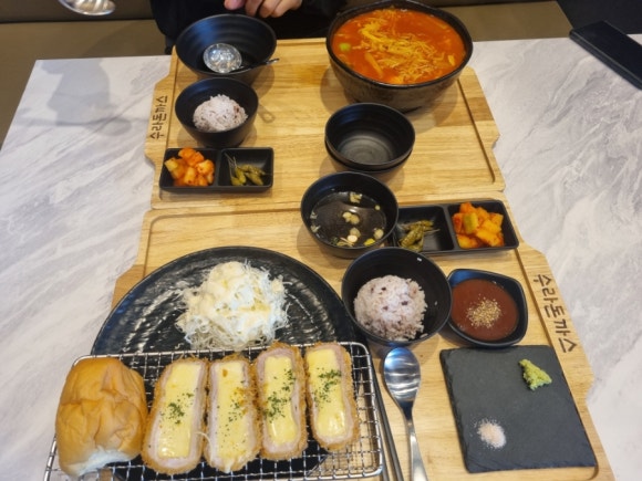 수라카츠&면 이미지