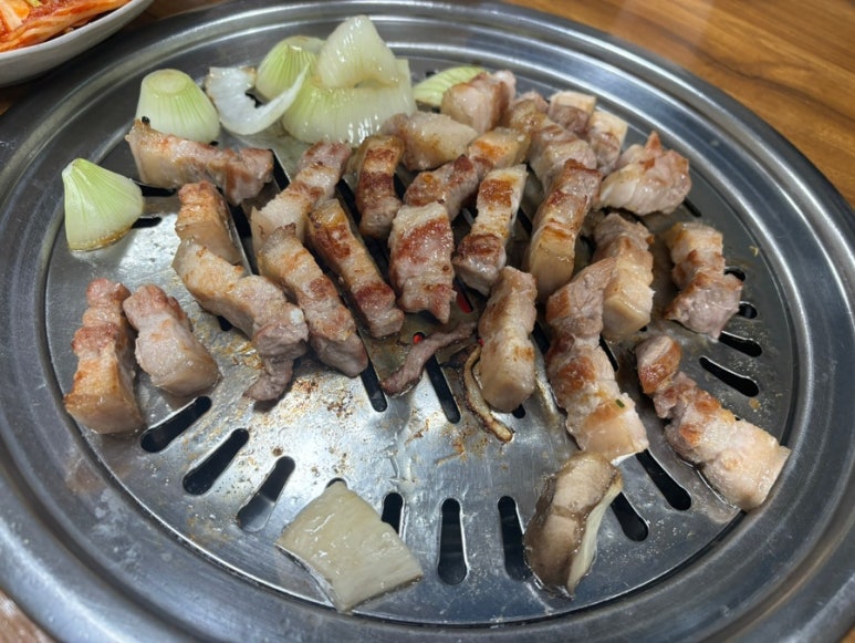 오거리 생삼겹 이미지