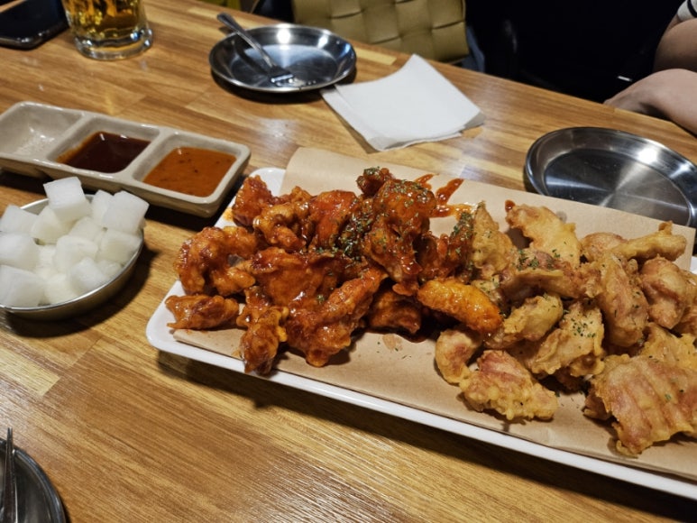 토닥토닥 치킨 이미지