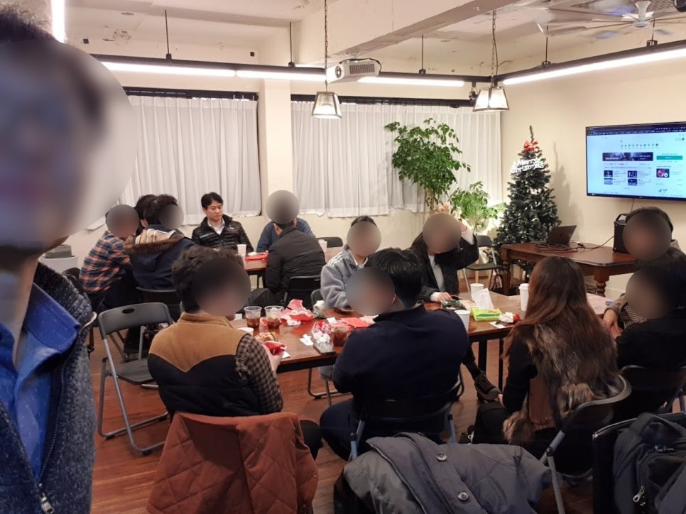 익사한생선스튜디오 이미지
