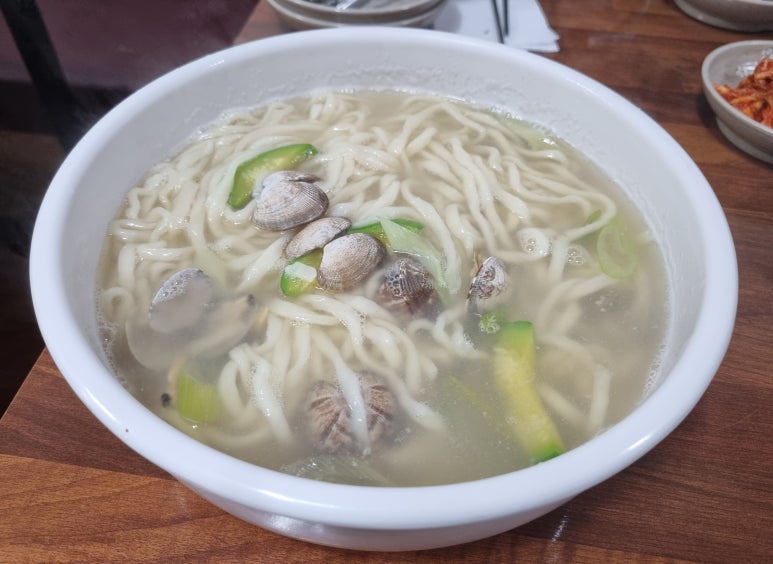 무학바지락칼국수 이미지