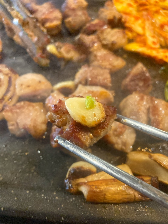 달빛고기 이미지