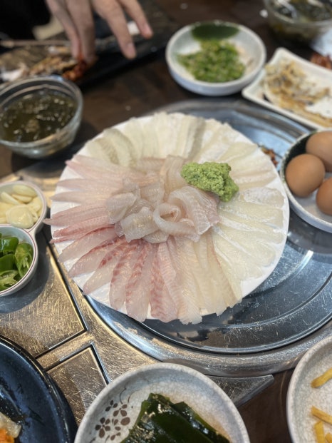 자연산잡어횟집 이미지
