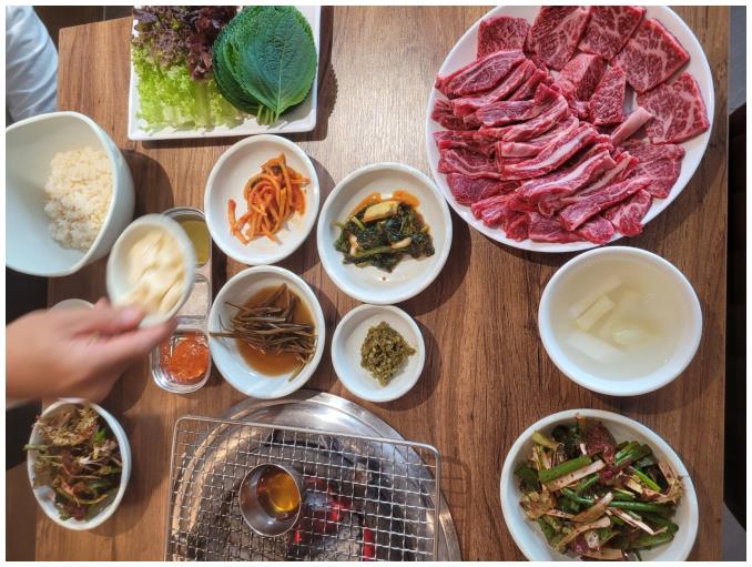 한우랑숯불구이 이미지