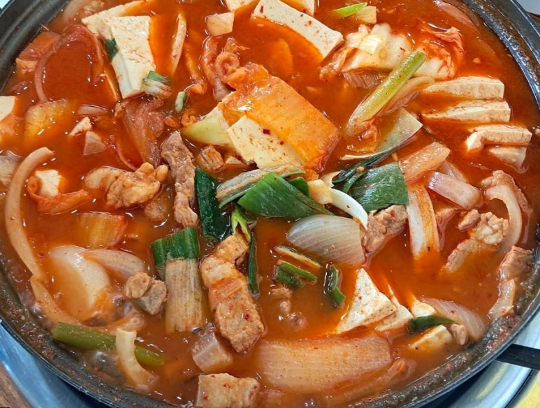 한돈통돼지두루치기 이미지