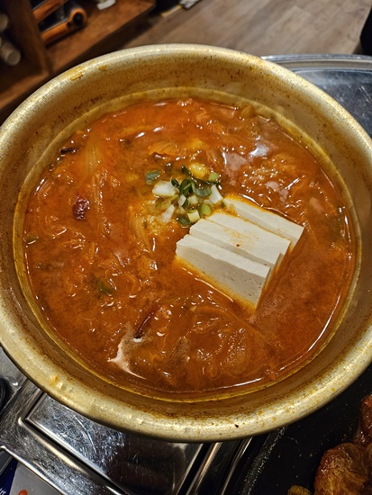 옛날돼지찌개철판구이 이미지
