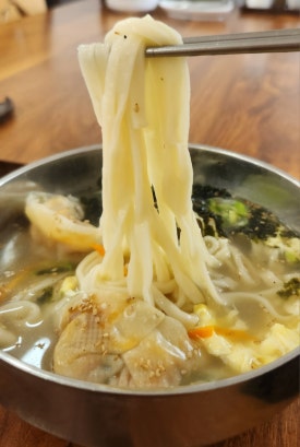 운천칼국수 이미지