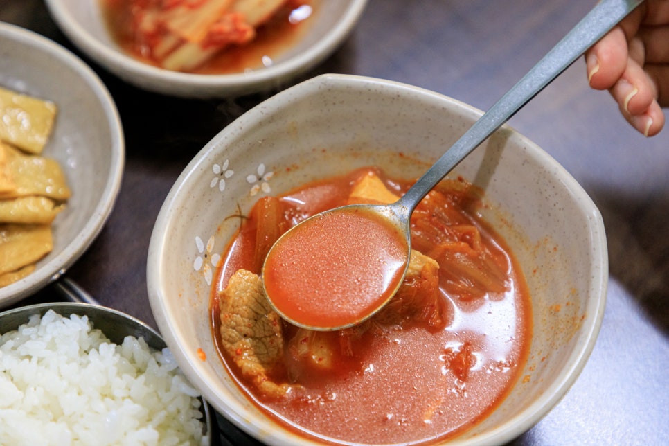 맛나김치찌개 이미지