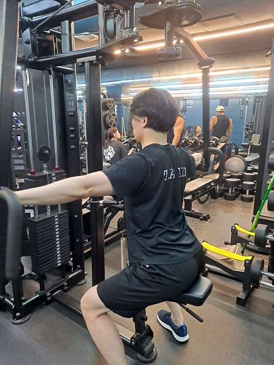 탭핏대치 이미지
