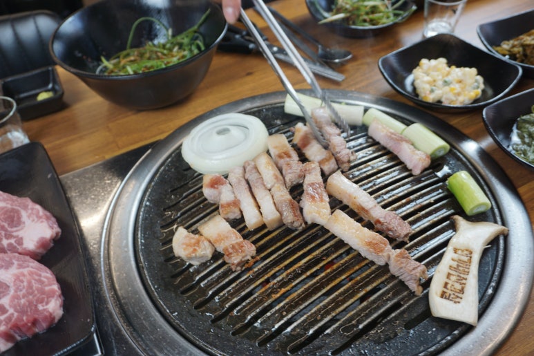 임가네뼈삼겹 이미지