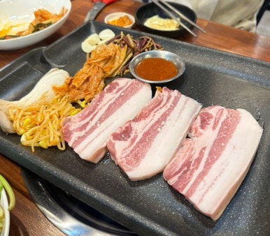 대호흑돼지 이미지