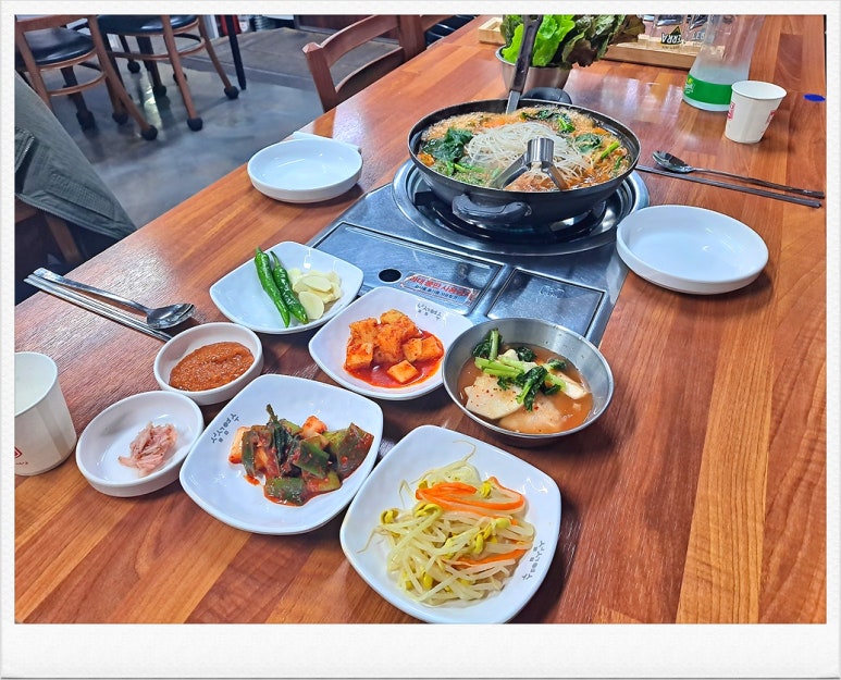 팔구식당 이미지