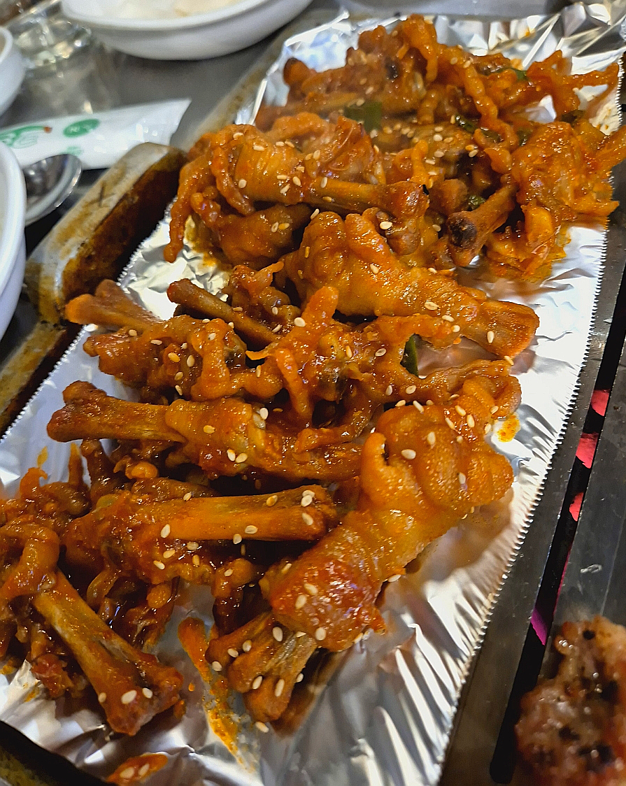 연탄닭발구이 이미지