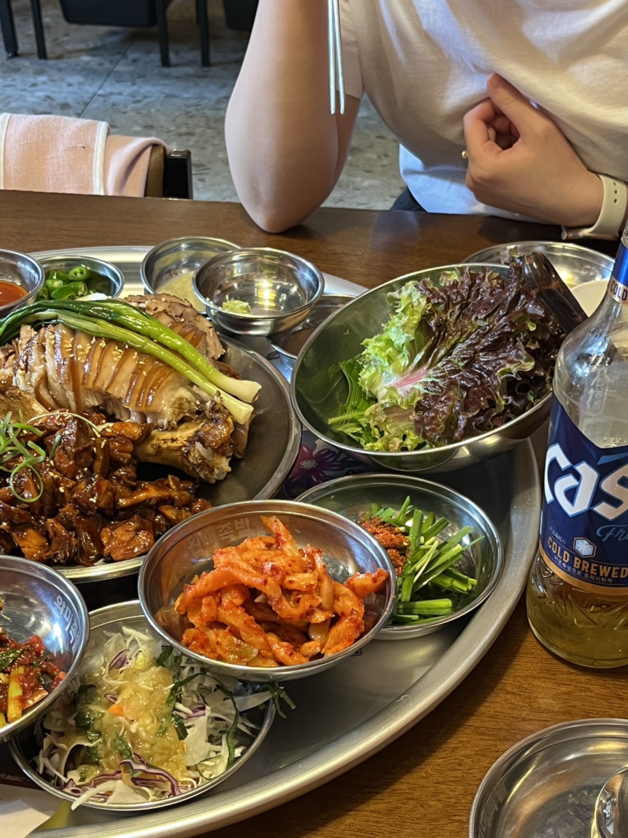 완미족발 거제고현점 이미지