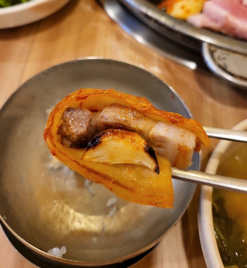 고향돼지촌 이미지