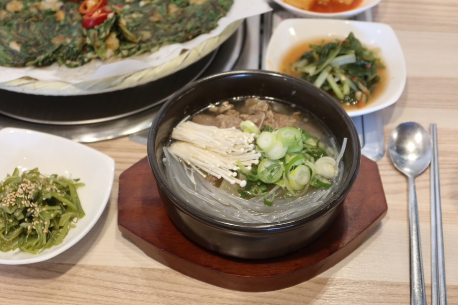 영천 해장국 감자탕 이미지