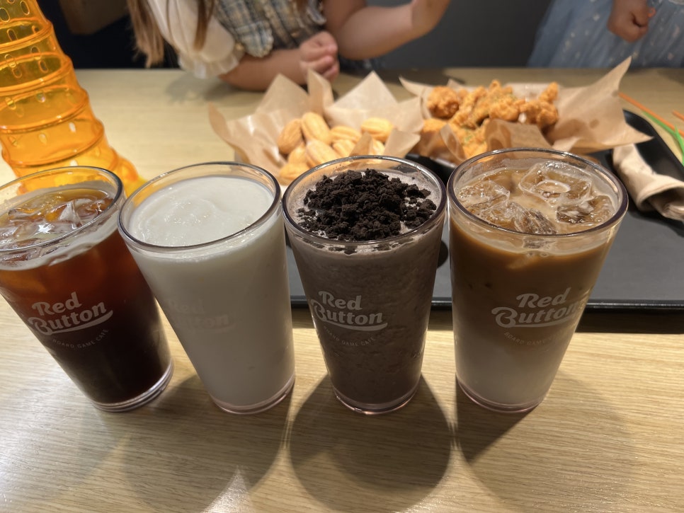 보드게임카페레드버튼평택역점 이미지