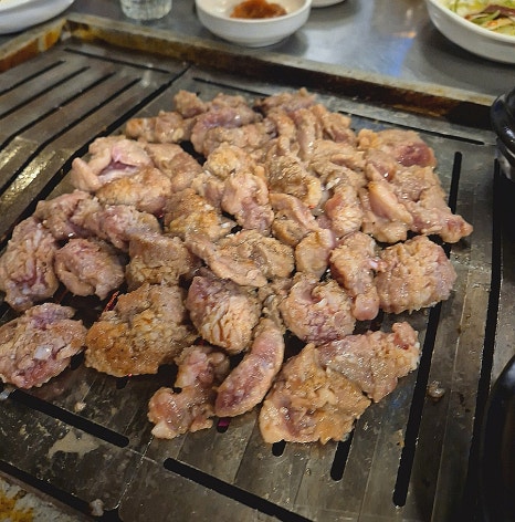연탄닭발구이 이미지