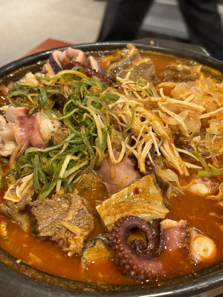 문어먹고찜먹고 이미지