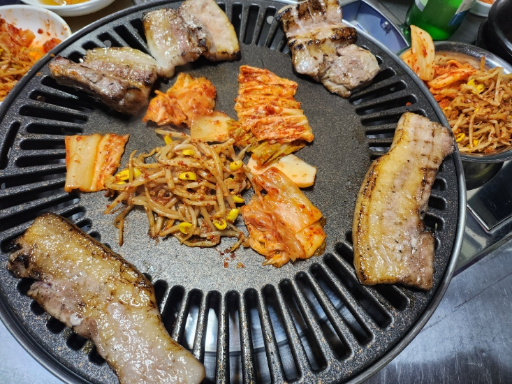 명품돼지국밥생갈비 이미지