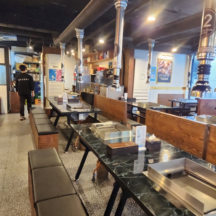 사상맛집사상금돼지 이미지