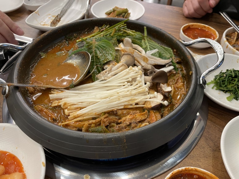 향촌흑염소공주동학사점 이미지