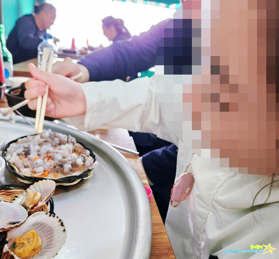 꼬물상점 이미지