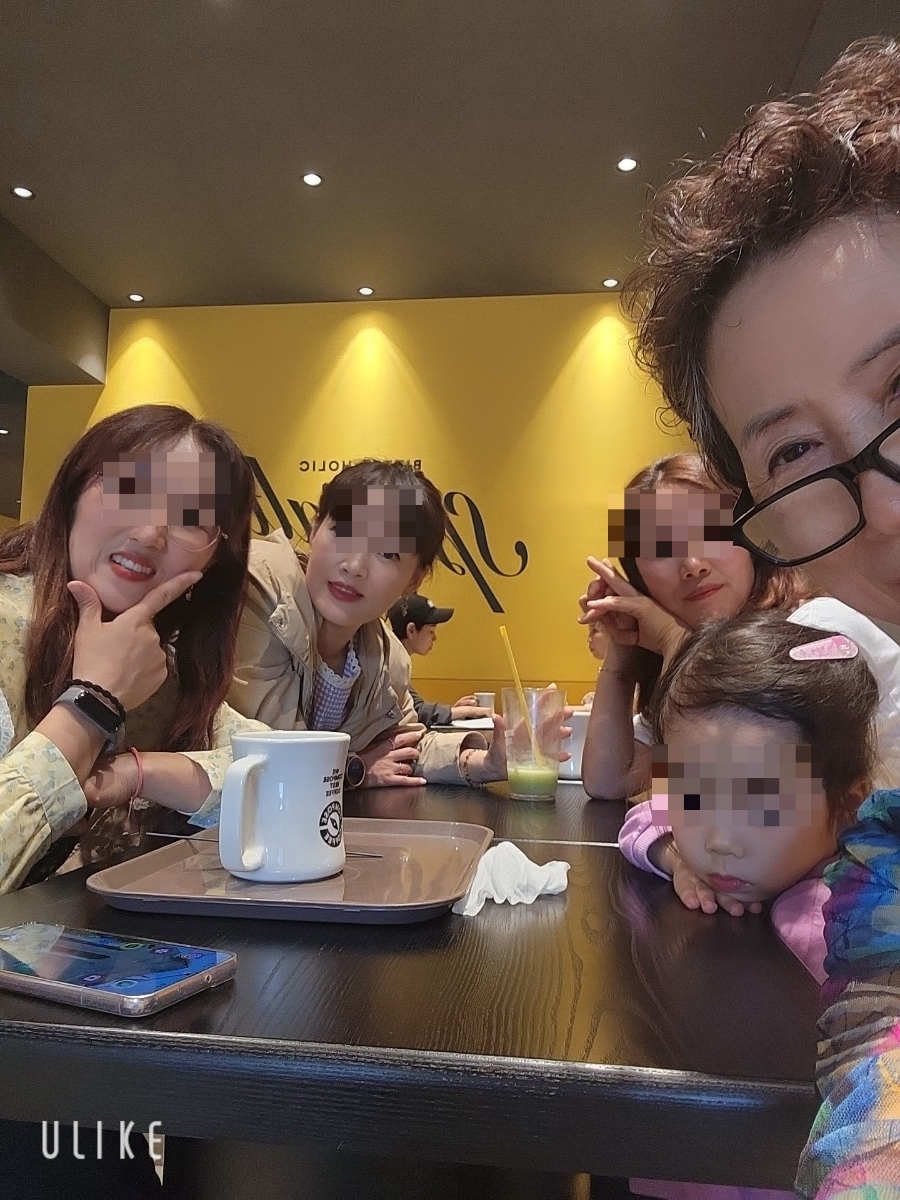 컴포즈커피 수원팔달경찰서점 이미지