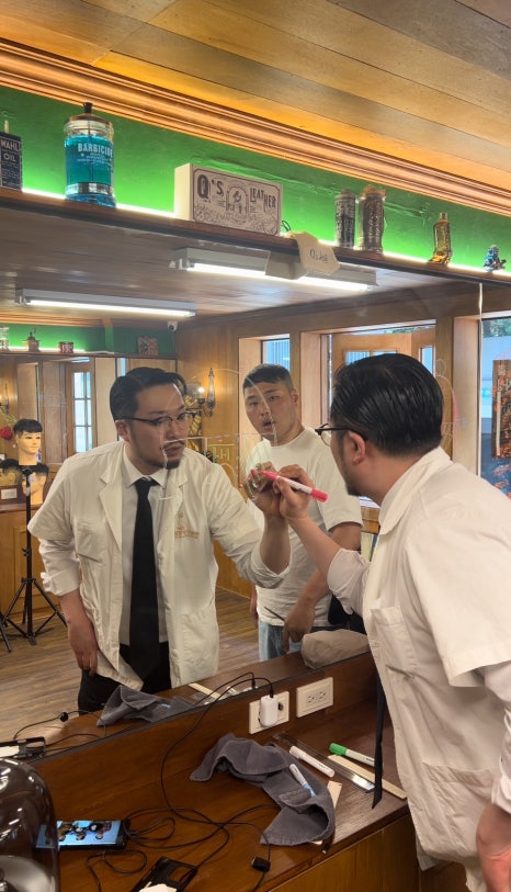 애니띵벗베이직 이미지