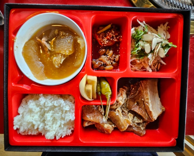 일품화로정식 이미지