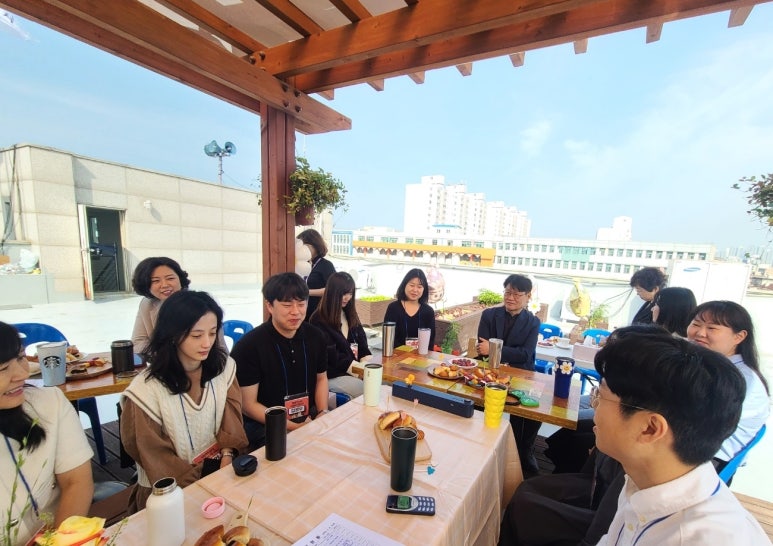톡.Talk 이미지
