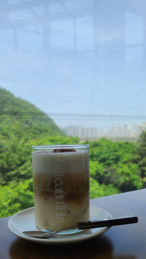 바토플루이르도원수변 이미지