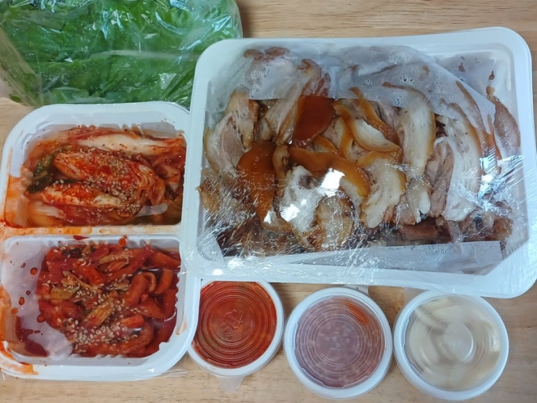 명당왕족발 이미지