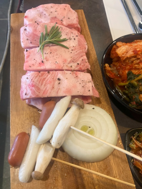 달빛고기 이미지