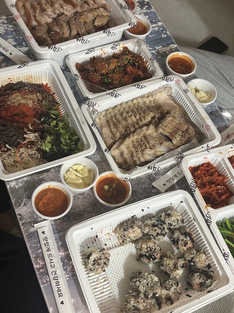 귀한족발 홍대서교점 이미지