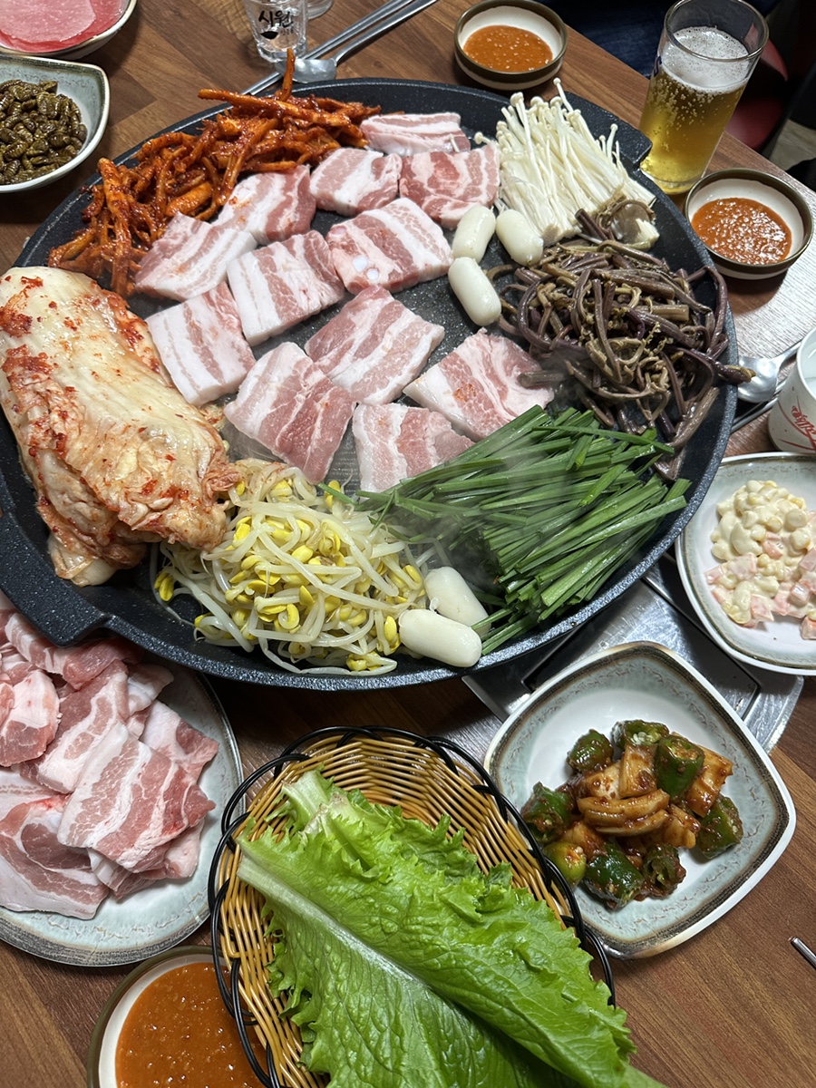 더덕솥뚜껑삼겹살 율량점 이미지