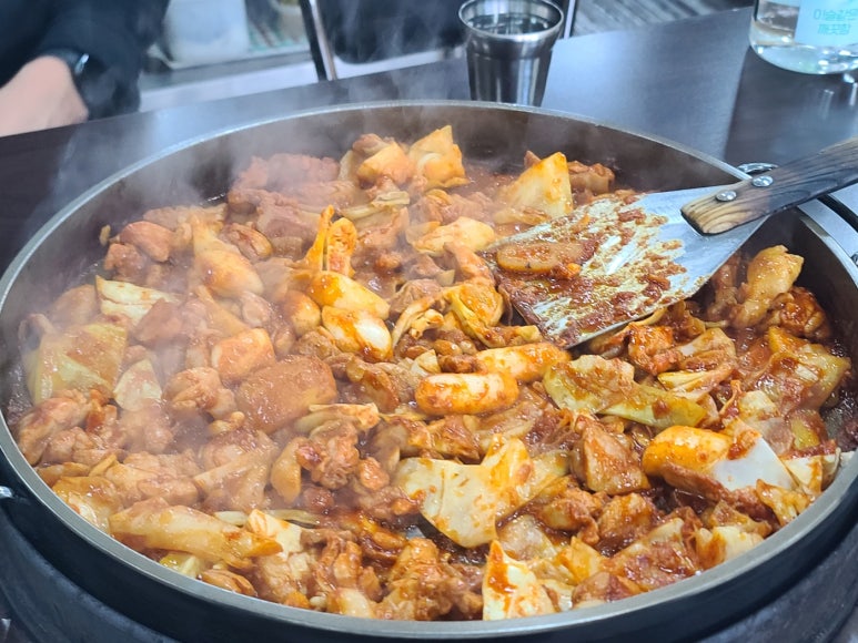 153꼬끼오왕닭갈비 이미지