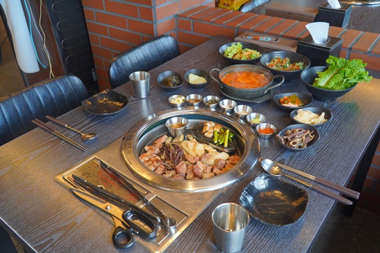 제주더시즈닝협재흑돼지 이미지