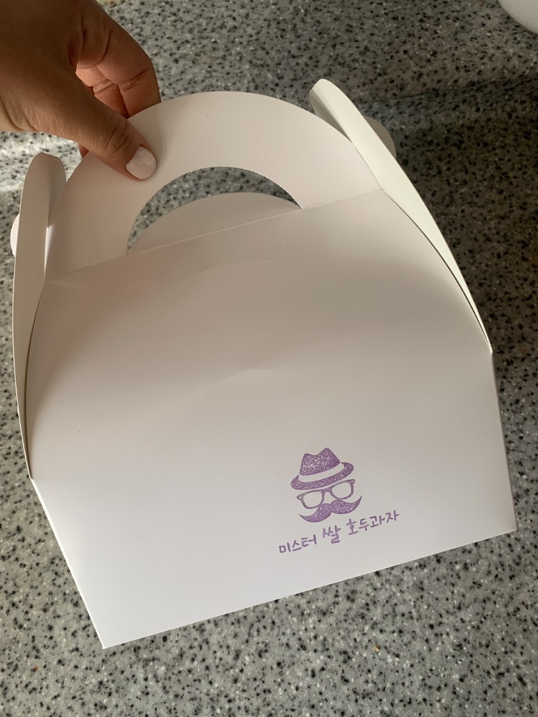 미스터 쌀 호두과자 이미지