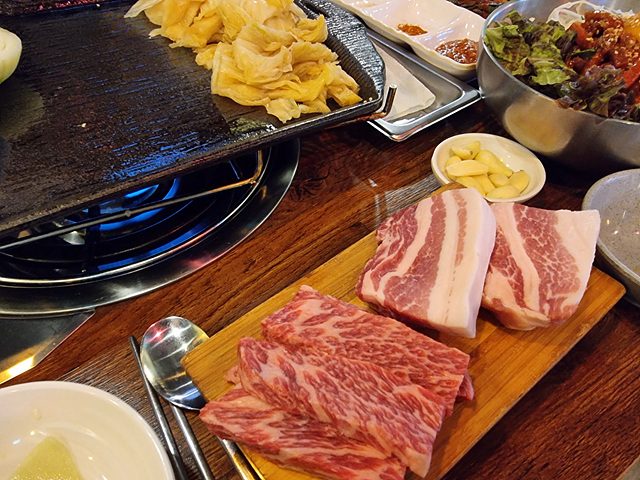 소앤돼지 이미지